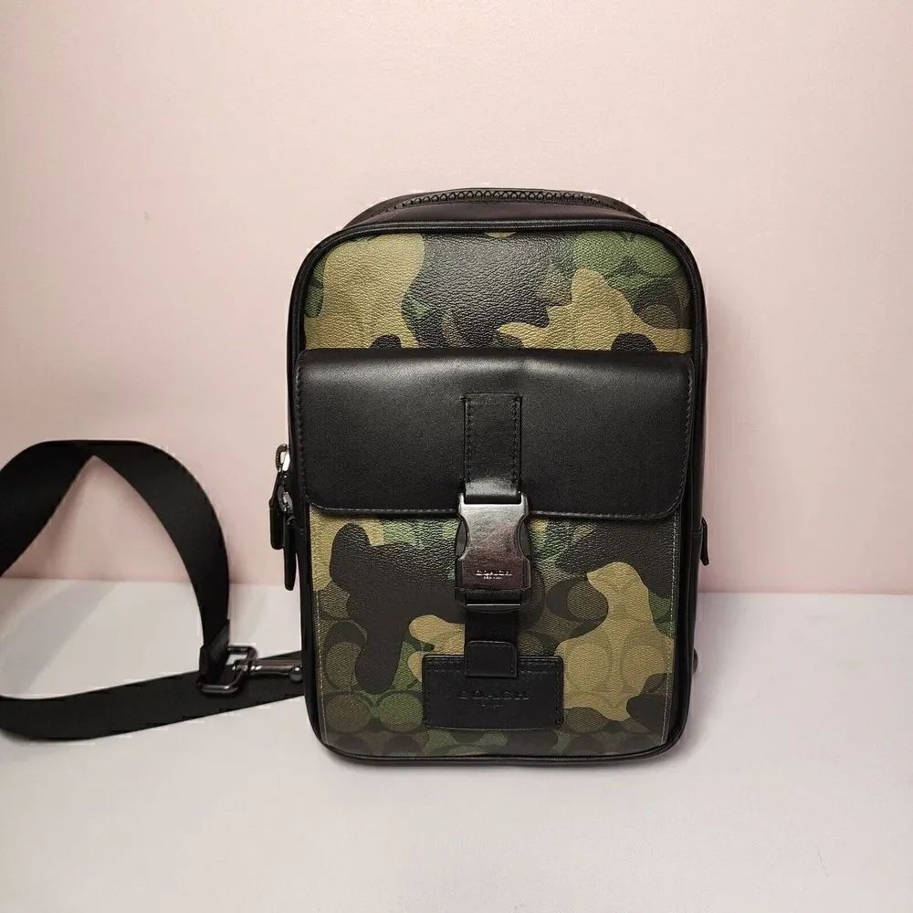 NWT Coach CL944 Track Pack Signature Canvas Camo Green